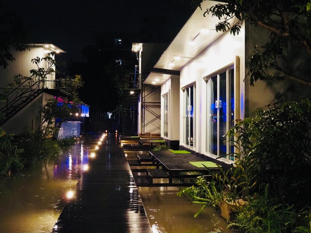 Wild Ones Hostel Bangkok Exteriér fotografie